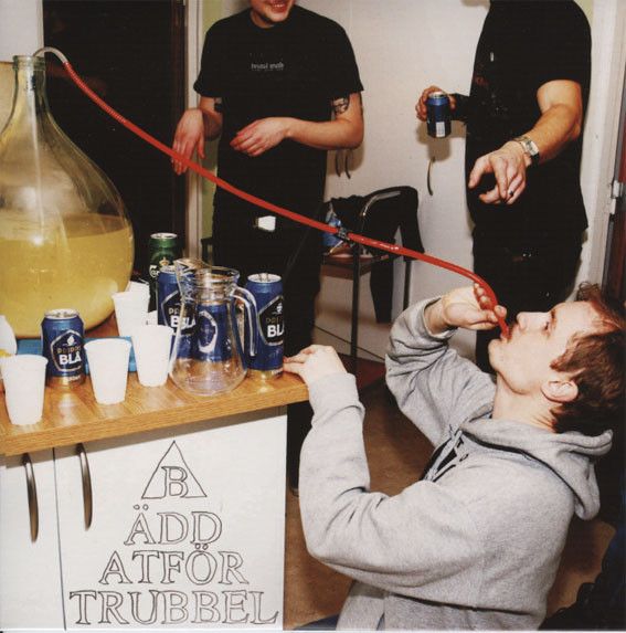 BÄDDAT FöR TRUBBEL - Dina Vänner Har Rätt 7"EP (colour vinyl)